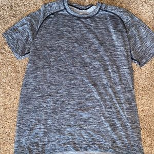 Lululemon T-shirt